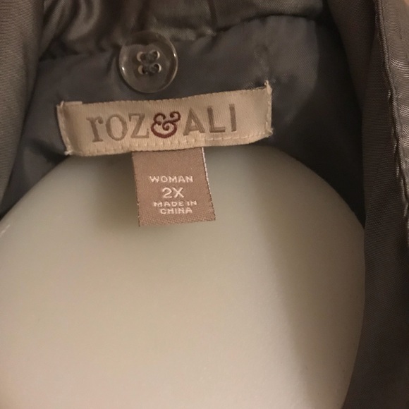 **SOLD** - Picture 3 of 4